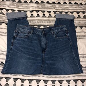 High waisted boyfriend cut AE jeans